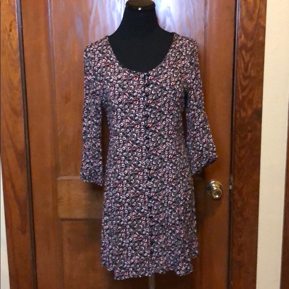 Black and red floral print long sleeve dress